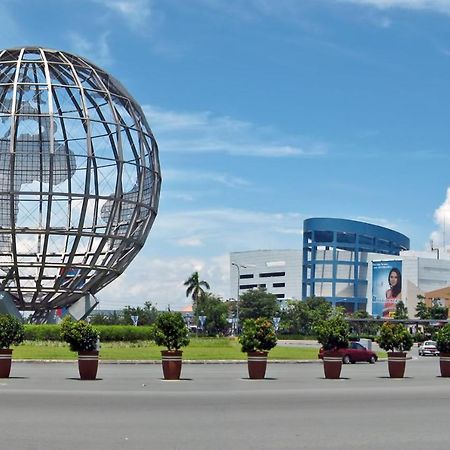 S Residences Tower 3 Moa Luxe Staycation By C Manila Kültér fotó
